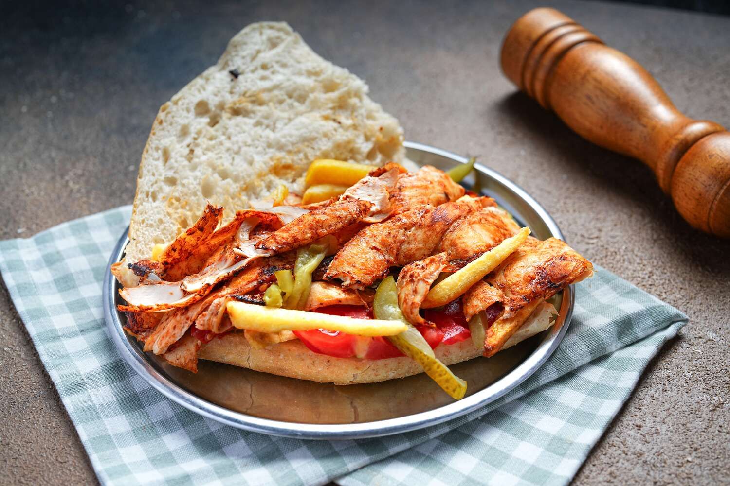 Tam Tavuk Döner